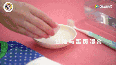 墨水怎样才能洗掉，墨水渍怎么洗干净（衣服不管染上什么）