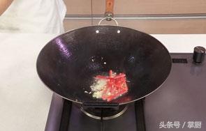 怎样炒鱿鱼丝又嫩又好吃，用带有独特海香的鱿鱼