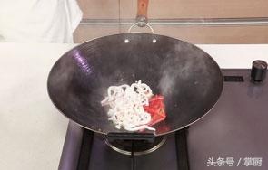 怎样炒鱿鱼丝又嫩又好吃，用带有独特海香的鱿鱼