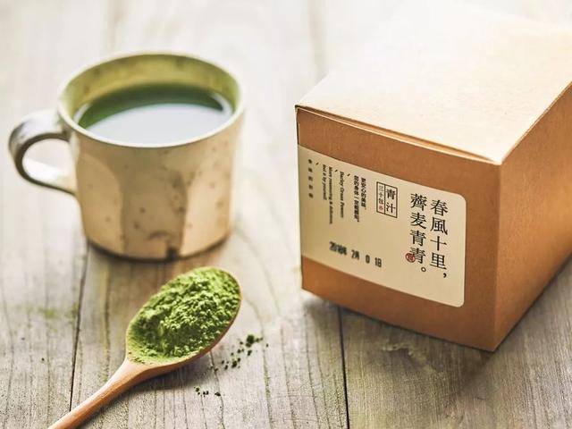 青汁什么时候喝最好，青汁什么时候喝最好?饭前喝还是饭后喝好（你需要一杯青汁，过年必备）