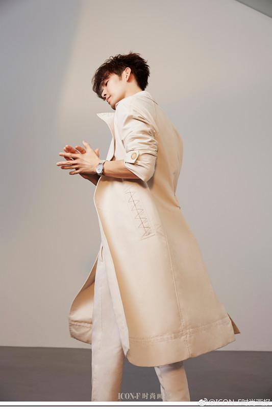 钟汉良新浪微博，钟汉良的新浪微博说了什么（钟汉良：随遇且相安）