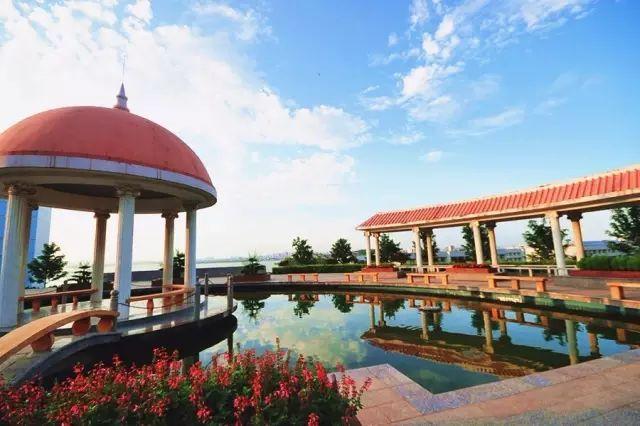 被称为“211高校之王”的武汉理工：为啥叫皇家理工，武汉理工大学三大王牌专业（在一座园林式校园上大学是什么体验）