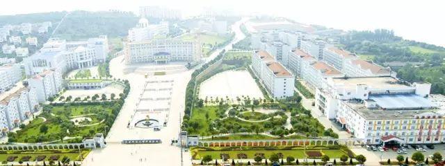 被称为“211高校之王”的武汉理工：为啥叫皇家理工，武汉理工大学三大王牌专业（在一座园林式校园上大学是什么体验）