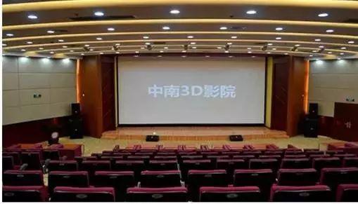 被称为“211高校之王”的武汉理工：为啥叫皇家理工，武汉理工大学三大王牌专业（在一座园林式校园上大学是什么体验）