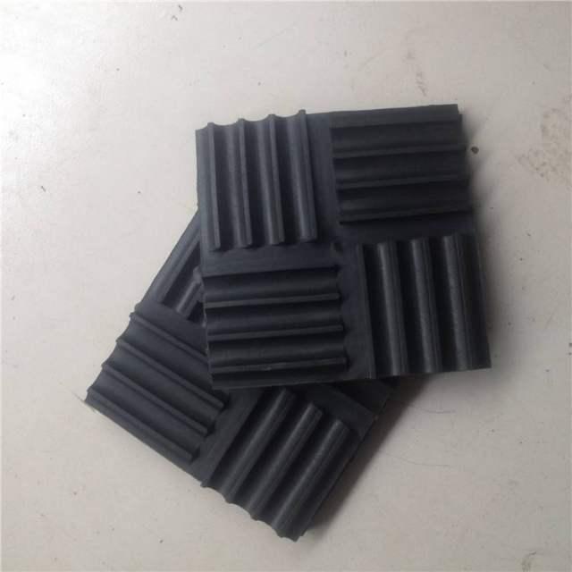 邻居空调外机噪音太大怎么办，邻居空调外机太吵怎么投诉（邻居一天投诉8次）