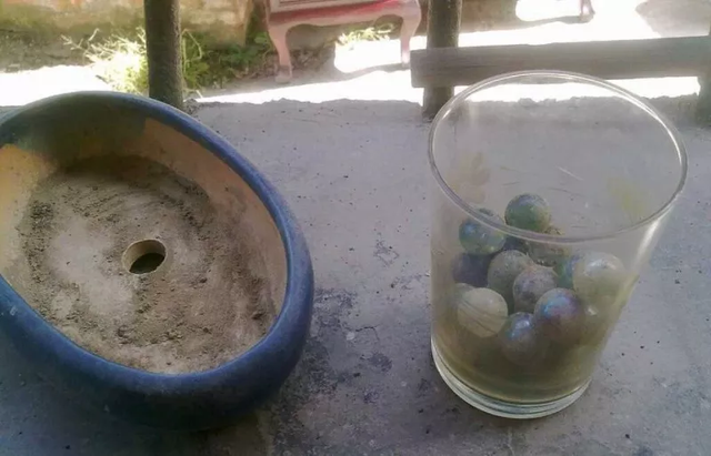 荔枝皮是什么材质，荔枝纹皮是什么皮（吃完的荔枝壳别扔）