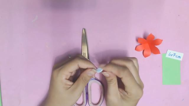 剪纸花简单方法，花朵剪纸教程（教你漂亮花束的剪纸制作方法）