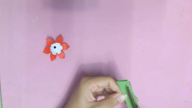 剪纸花简单方法，花朵剪纸教程（教你漂亮花束的剪纸制作方法）