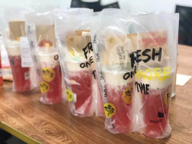 可爱的西瓜花、西瓜丸，西瓜切出新花样（成都人西瓜季的各种吃法）