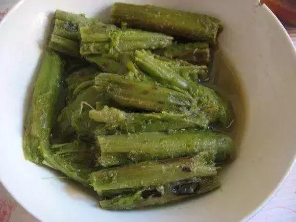 臭豆腐里面真的有屎吗，臭豆腐真的用屎了吗（臭豆腐配料表真的有屎吗）