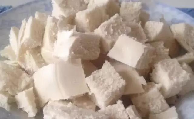 面包糠哪里有卖，面包糠一般哪有卖的（教大家在家制作面包糠）