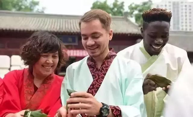 辽宁科技大学图书馆，辽宁科技大学图书馆官网首页（辽宁科技大学图书馆平面图）