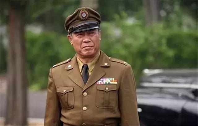 潜伏电视剧演员表，潜伏者电视剧演员表_全部演员介绍（盘点《潜伏》四位国家一级演员）