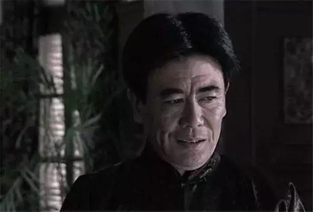 潜伏电视剧演员表，潜伏者电视剧演员表_全部演员介绍（盘点《潜伏》四位国家一级演员）