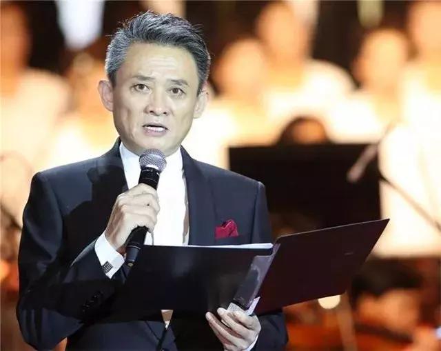 潜伏电视剧演员表，潜伏者电视剧演员表_全部演员介绍（盘点《潜伏》四位国家一级演员）