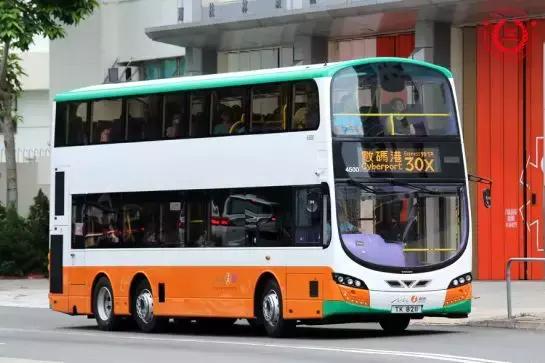 香港的交通规则，香港驾驶位置在右边吗（ 这些交通方式才是香港的精髓）