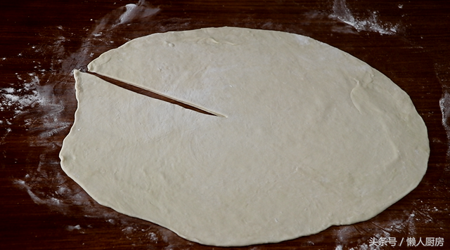 千层饼怎么做，千层饼怎么做好吃又简单（做出来的饼层次分明）