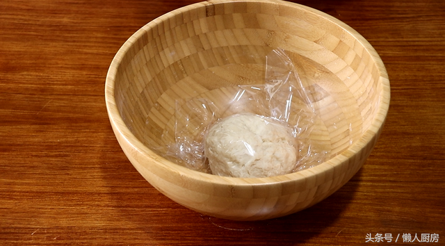 千层饼怎么做，千层饼怎么做好吃又简单（做出来的饼层次分明）