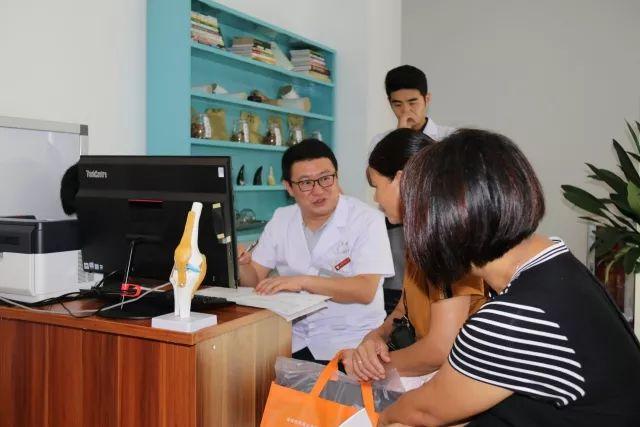 北京中医药大学国医堂中医门诊部，北京中医药大学是双一流大学吗【双一流学科】（扎根中国大地办医办学又添新举措）