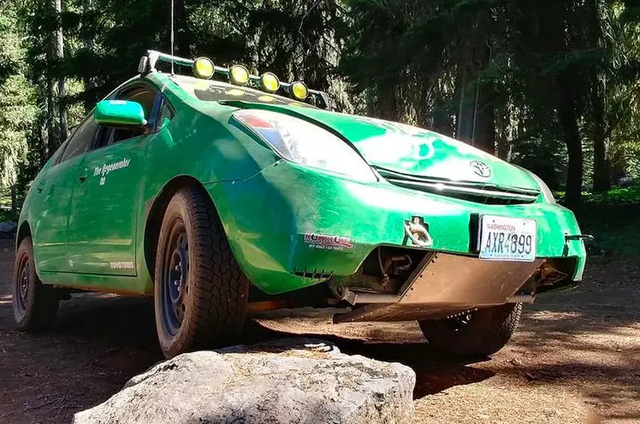 轿车中的越野车，越野车xt什么意思（这几款车随随便便能进藏能爬山）