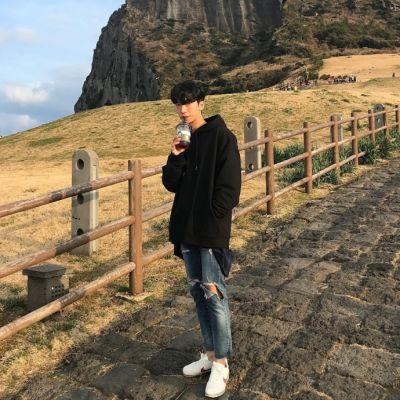 男生头像冷酷帅气侧脸 真正要做的事情，连神明都不要讲。，男生头像冷酷帅气侧脸 二次元（男生低调成熟的微信头像霸气大全）