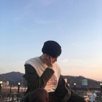 男生头像冷酷帅气侧脸 真正要做的事情，连神明都不要讲。，男生头像冷酷帅气侧脸 二次元（男生低调成熟的微信头像霸气大全）