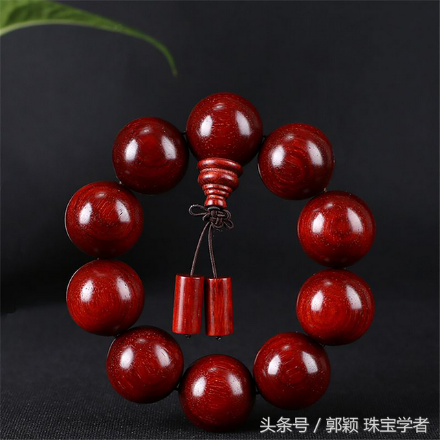 小叶紫檀怎么盘，小叶紫檀盘玩方法和技巧（高手如何盘玩小叶紫檀）