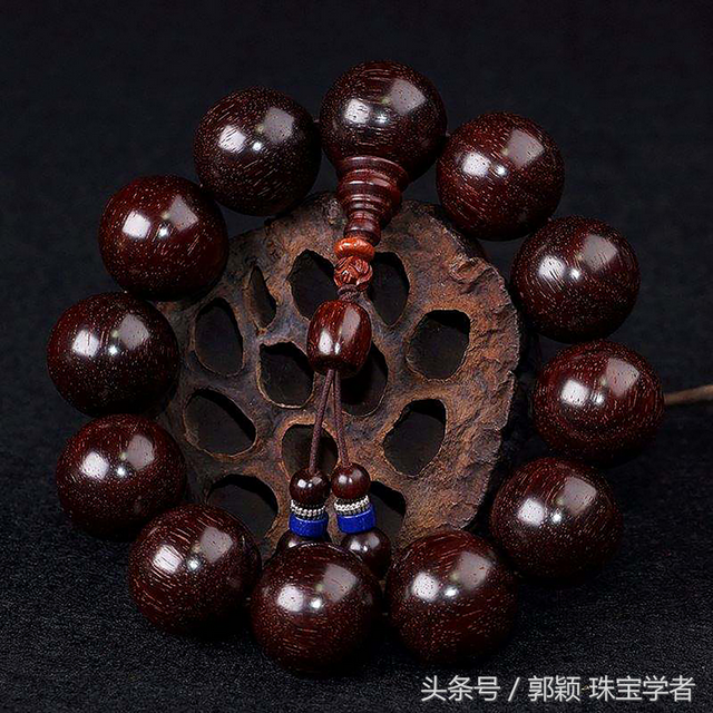 小叶紫檀怎么盘，小叶紫檀盘玩方法和技巧（高手如何盘玩小叶紫檀）