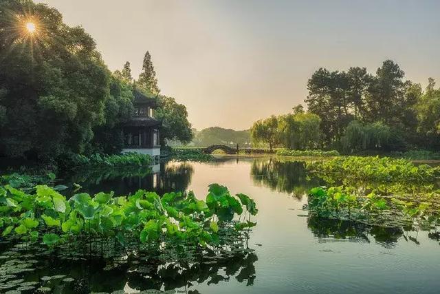 形容少年意气风发的诗句,形容少年的词语(这10首古诗词送给小小少年) 形容少年意气风发的诗句,形容少年的词语(这10首古诗词送给小小少年)