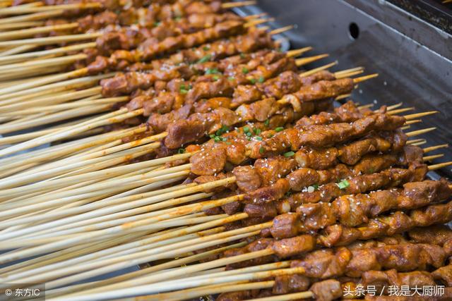 炸羊肉串的腌制方法，七年烧烤实体店老板喝醉后流出的各种烧烤串的配方和飘香油的秘方