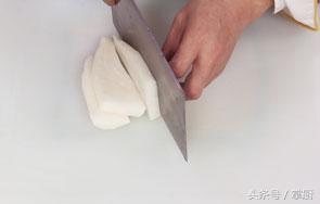 家庭自制红烧白萝卜，如何做红烧白萝卜（这样做出来的红烧萝卜）