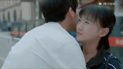 鳇呔子是什么梗，这枚最显老的90后小鲜肉