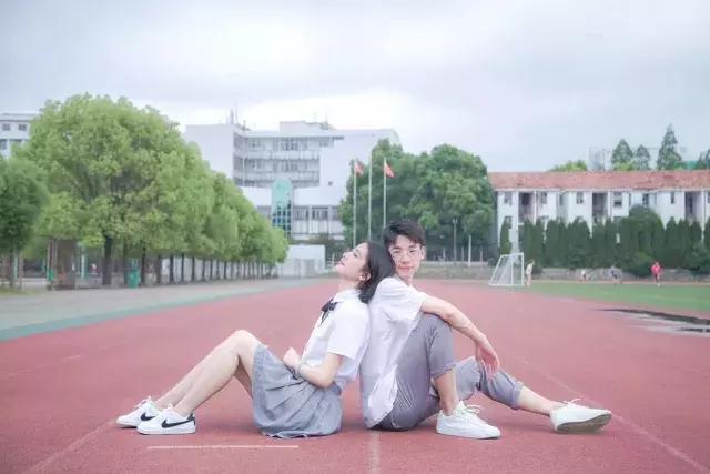 莎朗嘿呦啥意思，莎朗嗨哟是什么意思（湖工的几大“抖音”景点你见过几个）