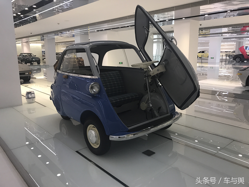 宝马有哪些车系，宝马的轿跑车有哪几款（BMW博物馆车系最全、车型最多）
