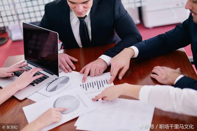 典型的职场生存法则，人脉广不是认识多少人