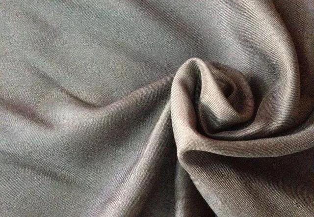 poly是什么面料，polyester是什么面料（纺织人了解一下——常规面料品种及规格用途介绍）