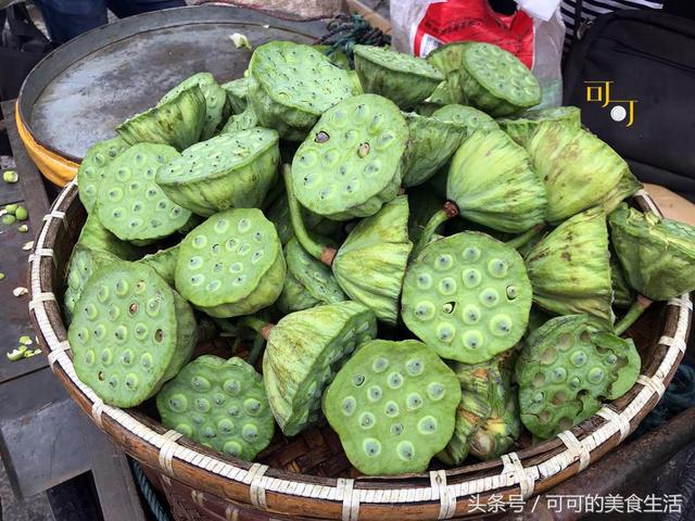 绍兴的特色美食一条街，周末在绍兴逛仓桥直街