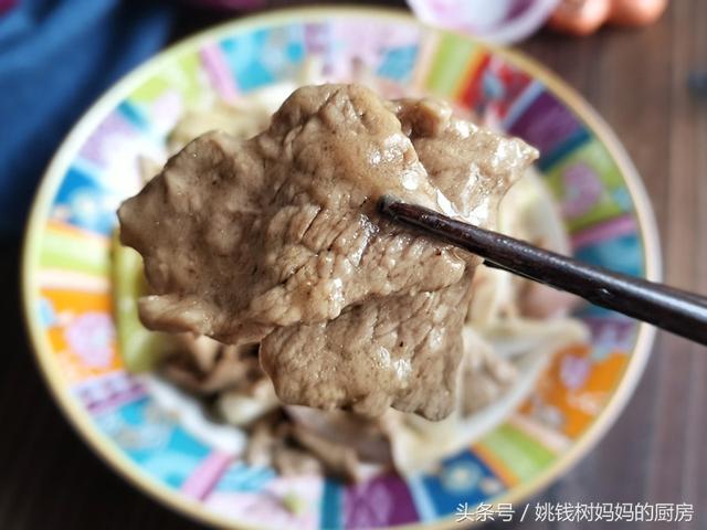 蒙古嫩牛肉怎么做，蒙古嫩牛肉怎么做才好吃（你炒出来的一样鲜嫩多汁味道好）