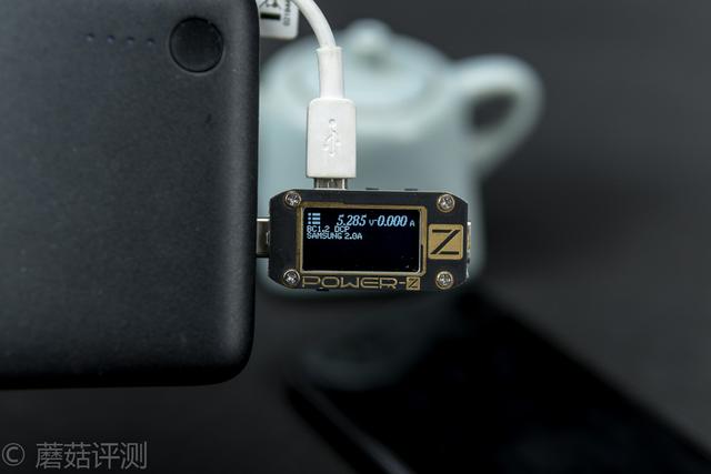 usb电压是多少，usb电压是多少伏（更轻、更薄、更好用——精密USB电压电流表你可以看看这个）