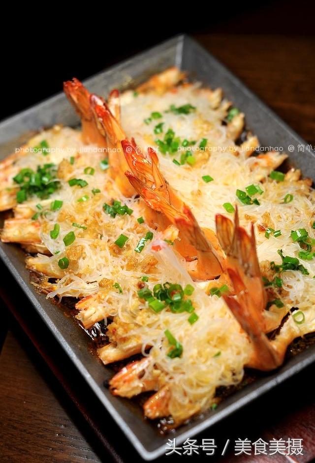 沈阳烤油边是什么肉，烧烤大油边是什么肉（烧烤中的战斗机海味炭烧落地沈阳）