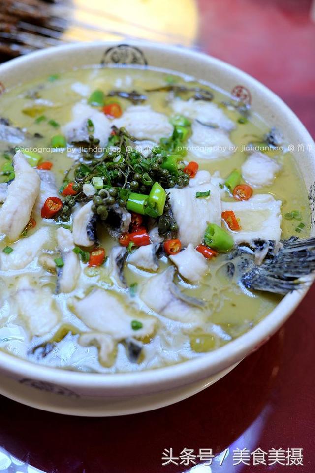 沈阳烤油边是什么肉，烧烤大油边是什么肉（烧烤中的战斗机海味炭烧落地沈阳）