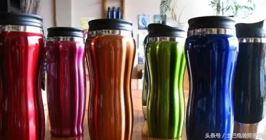 不锈钢可以放微波炉吗，不锈钢不可以在微波炉里面吗（这些东西千万别放微波炉）