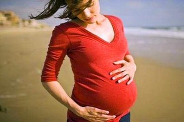 孕妇中暑怎么办，孕妇中暑怎么办如何急救（准妈妈中暑对胎宝宝有伤害）