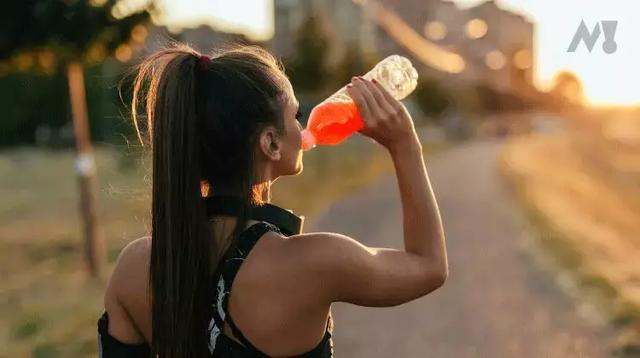 海藻糖热量高吗，海藻糖会长胖吗（喝错了运动饮料，只会越喝越胖）