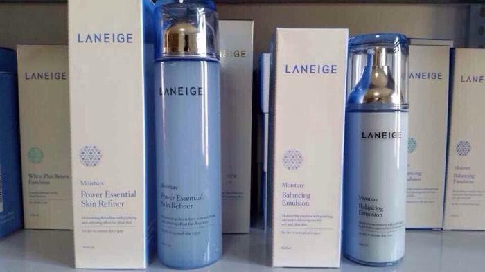 长了闭口粉刺我该用哪些护肤品，长闭口粉刺擦什么药膏（去闭口粉刺提亮肤色的好用物分享）