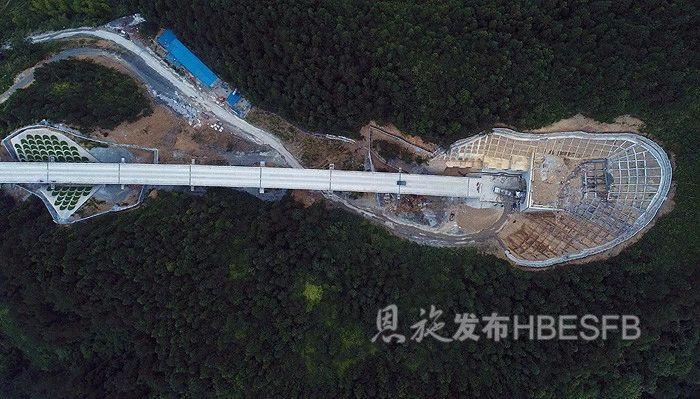 恩施到重庆(恩施火车站叫什么名字)