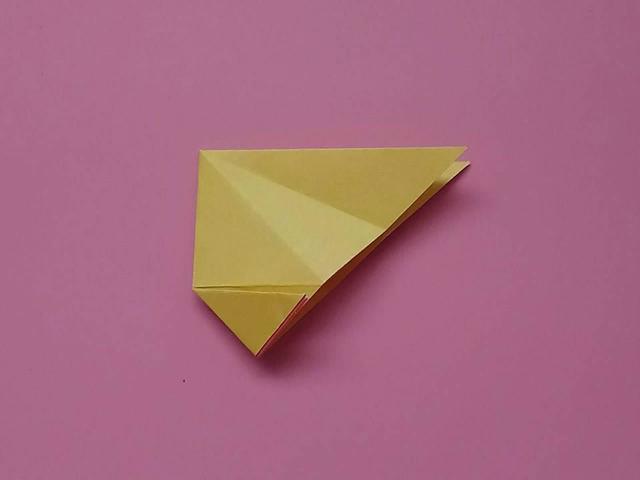 4步简易折纸花，4步折纸花（非常漂亮的彩色花朵折纸）