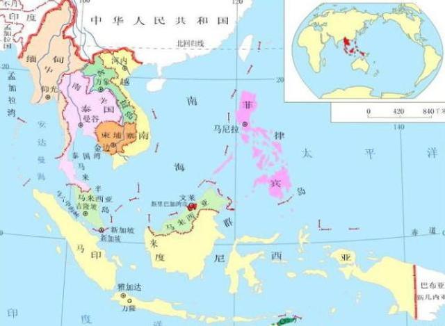 泰国位于亚洲中南半岛中南部,与柬埔寨,老挝,缅甸,马来西亚接壤,国土