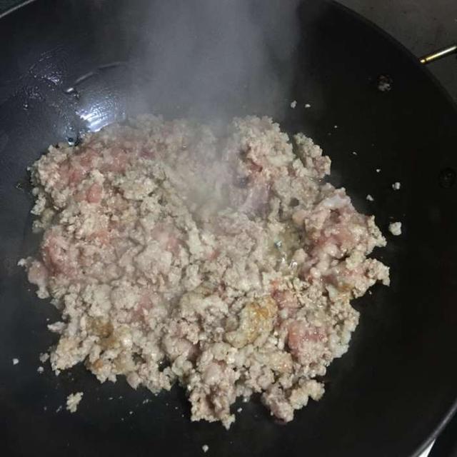 在家怎么做刀削面才好吃，自己在家也能做好吃的刀削面了