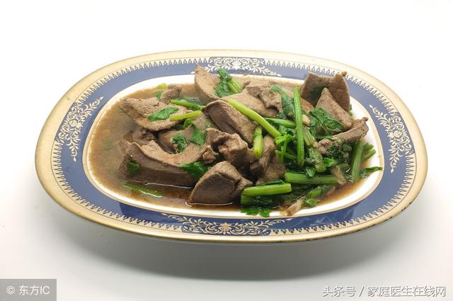 菠菜猪肝汤的功效，波菜和猪肝汤吃的功效（猪肝与3种食物）